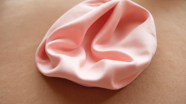 Top 5 casquettes roses incontournables pour un look stylé