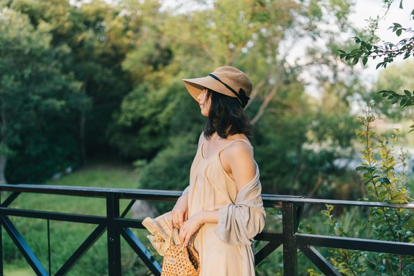 Quelles astuces pour choisir des chapeaux qui ajoutent une touche finale à votre tenue ?